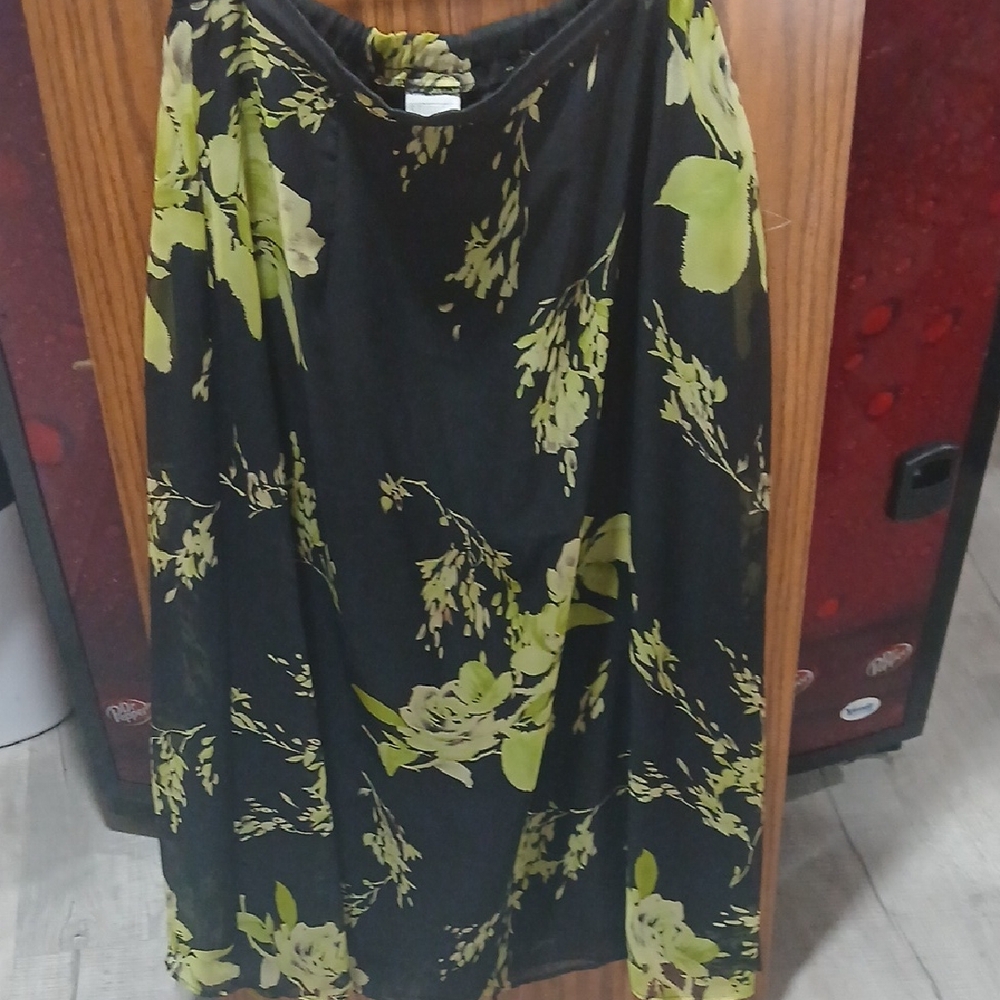 Studio C Black and Green Floral A-Line Skirt